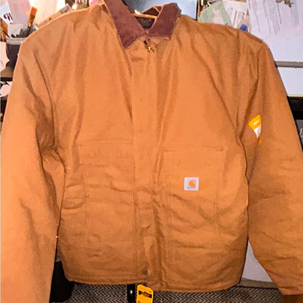 Brand new never been worn mens Carharrt XLT jacket